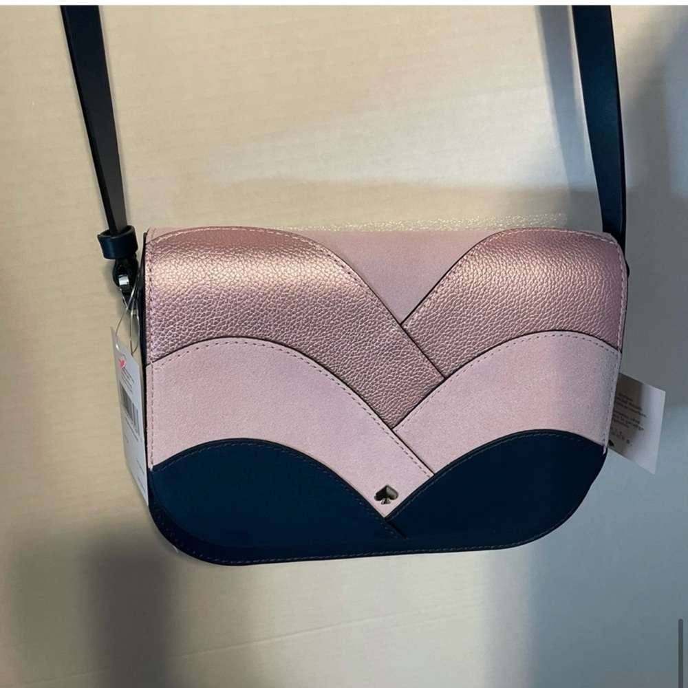 New w/o tags Lavender Purple and Navy and Metallic Kate Spade Cross Body Purse